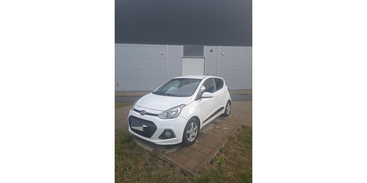 Hyundai i10 105.000 km 6.490 &euro; Trossingen 78647