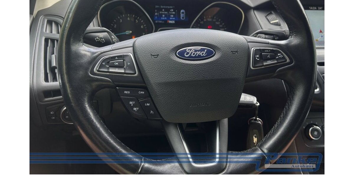 Ford Focus Business*Automatik*Tempo*Navi*SHZ*LED-T* 87.794 km 10.890 &euro; Berlin 13187