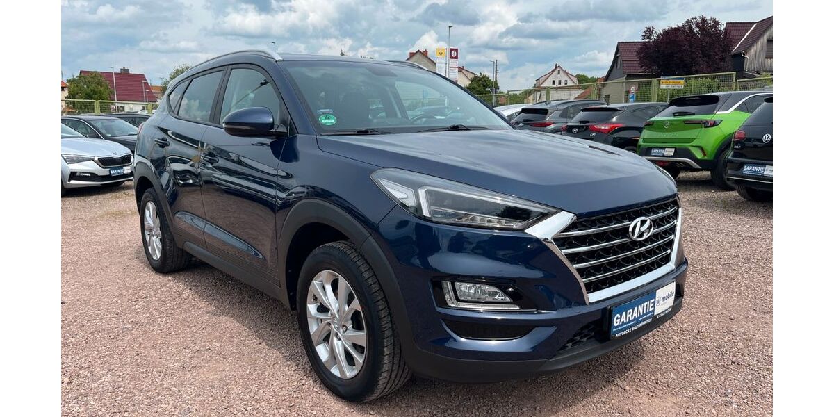 Hyundai TUCSON 52.000 km 15.500 &euro; Waltershausen 99880