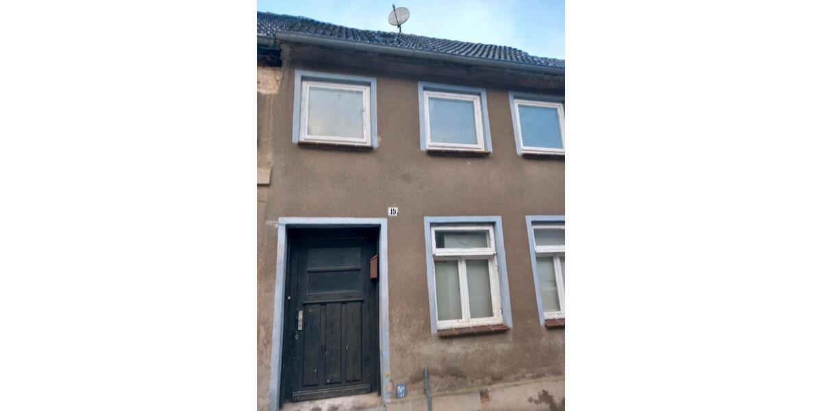 Reihenhaus Rostock Evershagen - 5 Zimmer, 85 m&sup2;, 35.000&euro; | Angebot:25268682