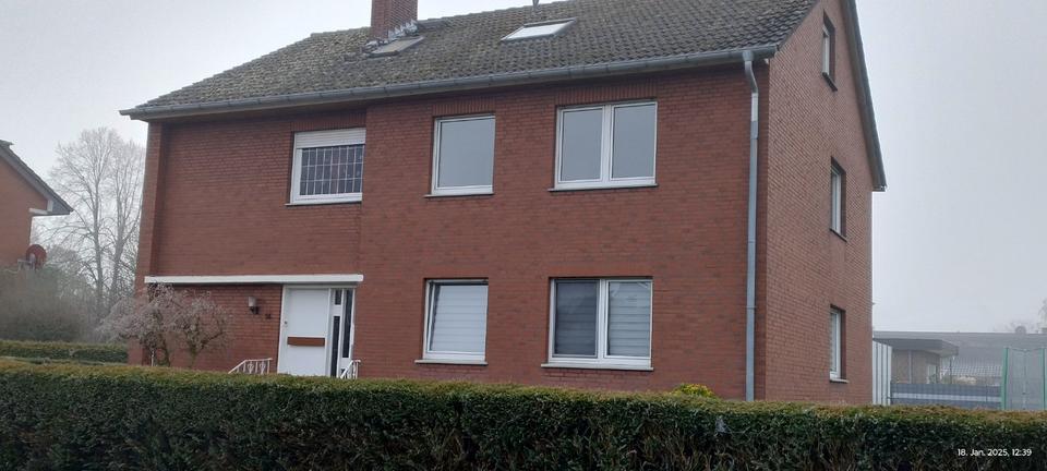 Dachgeschoßwohnung Ennigerloh - 3.5 Zimmer, 61 m&sup2;, 500&euro; | Angebot:25941032