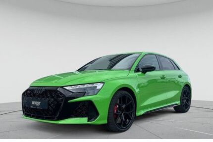 Audi RS3 2.000 km 66.660 &euro; Bensheim 64625