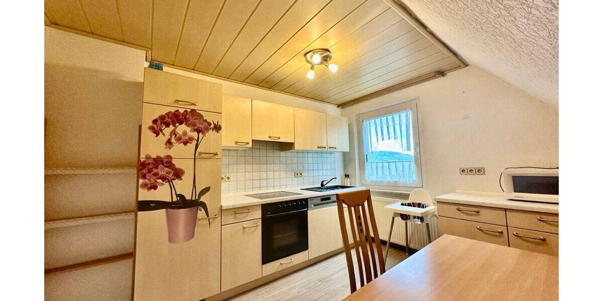 Mehrfamilienhaus, Wohnhaus Floh-Seligenthal / Hohleborn Hohleborn - 8 Zimmer, 180 m&sup2;, 1.300&euro; | Angebot:26594688