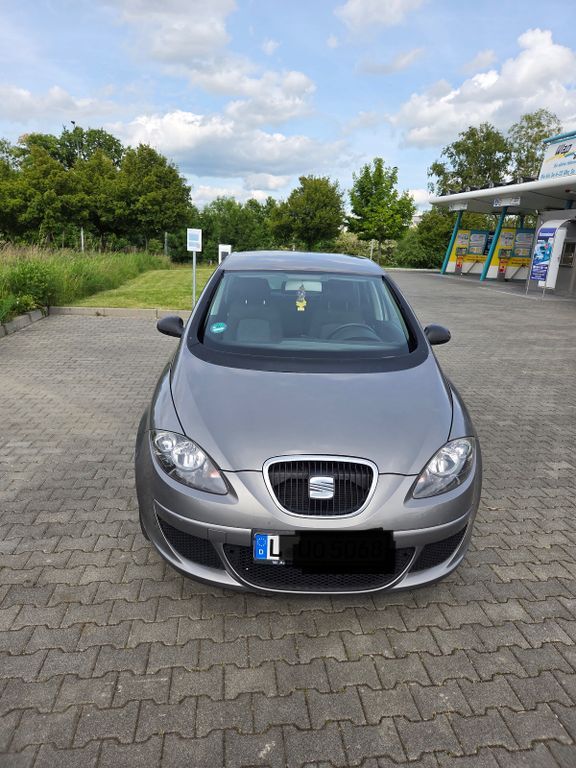 Seat Altea 147.000 km 2.600 € Borna 04552