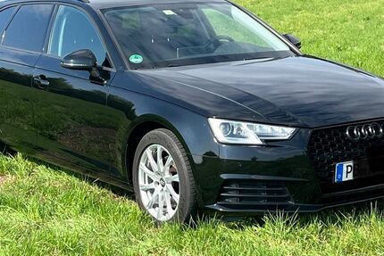 Audi A4 124.500 km 15.600 € Paderborn 33104