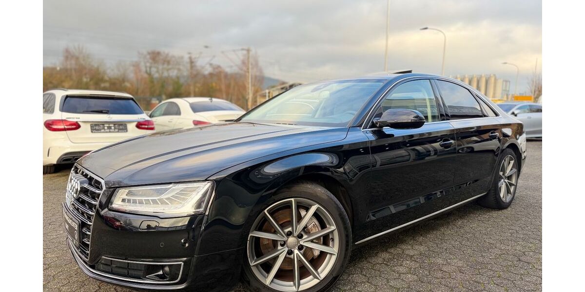 Audi A8 66.000 km 33.990 &euro; Konz 54329