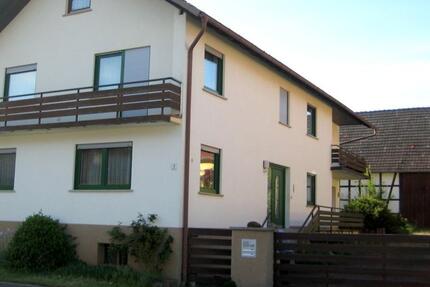 Haus Bad Königshofen im Grabfeld - 8 Zimmer, 211 m&sup2;, 250.000&euro; | Angebot:26036469