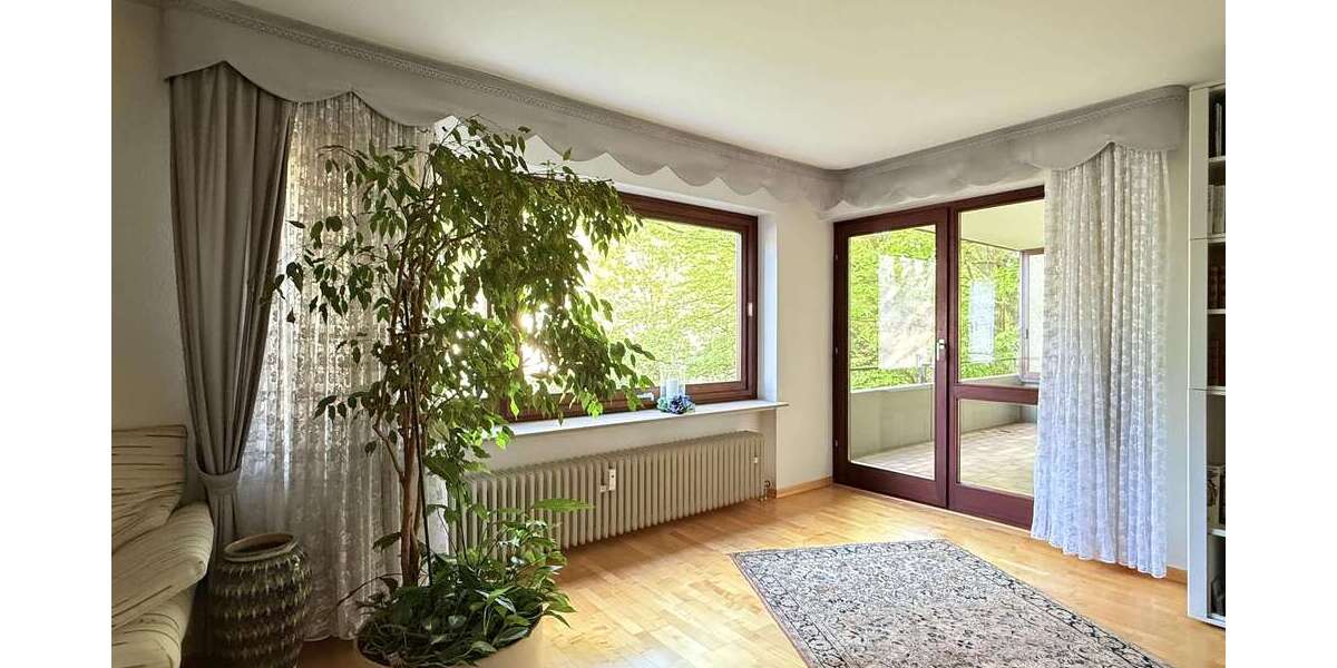 Etagenwohnung Baden-Baden Baden - 3 Zimmer, 112 m&sup2;, 299.000&euro; | Angebot:26380963