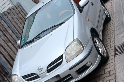 Nissan Almera Tino 203.000 km 1.100 &euro; Walldorf 69190