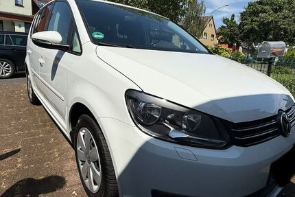 VW Touran 196.700 km 6.850 &euro; Bad Lippspringe 33175