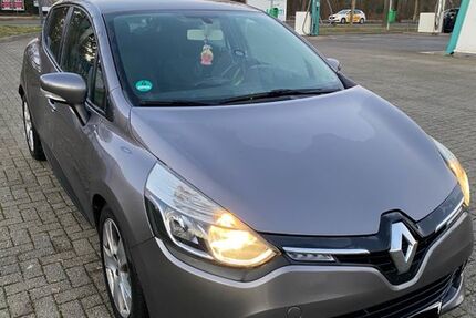Renault Clio 105.000 km 6.890 € Leipzig 04107