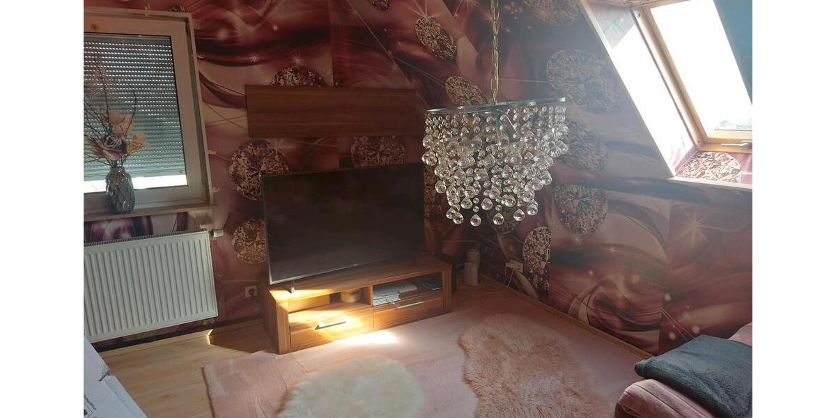 Dachgeschoßwohnung Morsbach - 3 Zimmer, 65 m&sup2;, 490&euro; | Angebot:25366346