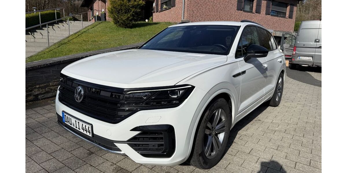 VW Touareg 99.800 km 42.500 &euro; Reuth 54597