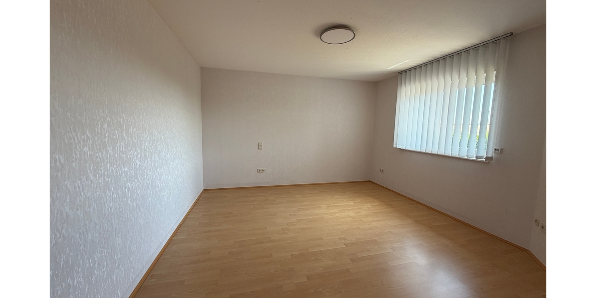 Panoramablick inklusive – Repräsentatives Familienanwesen mit Einliegerwohnung - Zweifamilienhaus Einselthum Rheinland-Pfalz | Angebot:27130624