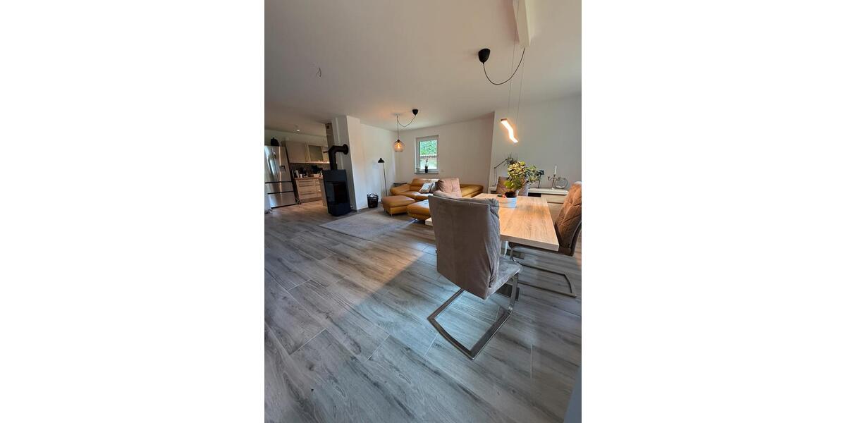 Erdgeschoßwohnung Am Mellensee - 4 Zimmer, 110 m&sup2;, 1.890&euro; | Angebot:27634344