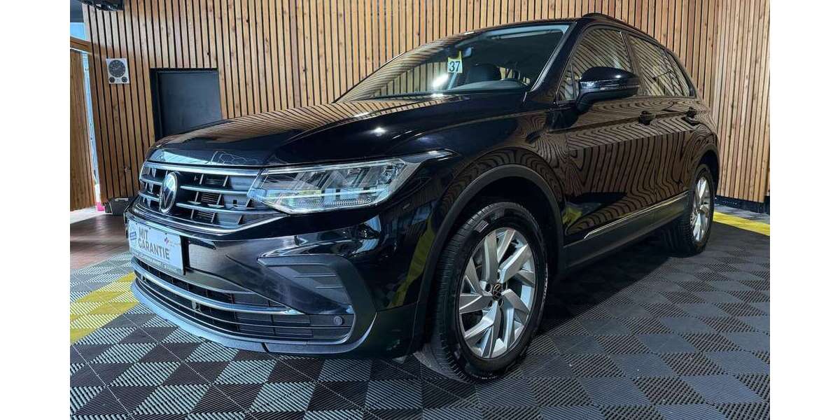 VW Tiguan 84.096 km 26.990 &euro; Leer 26789