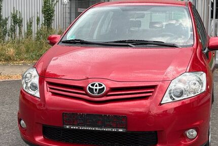 Toyota Auris 146.000 km 4.490 &euro; Fürth 90763