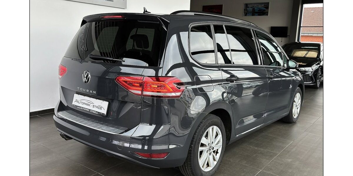 VW Touran 2.0 TDI 139.900 km 21.999 &euro; Stade 21682