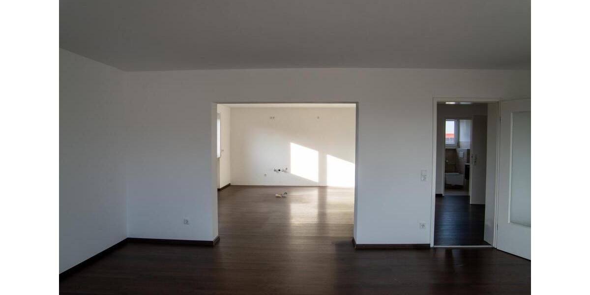 Etagenwohnung Regensburg Galgenberg - 5 Zimmer, 119 m&sup2;, 1.940&euro; | Angebot:25881477