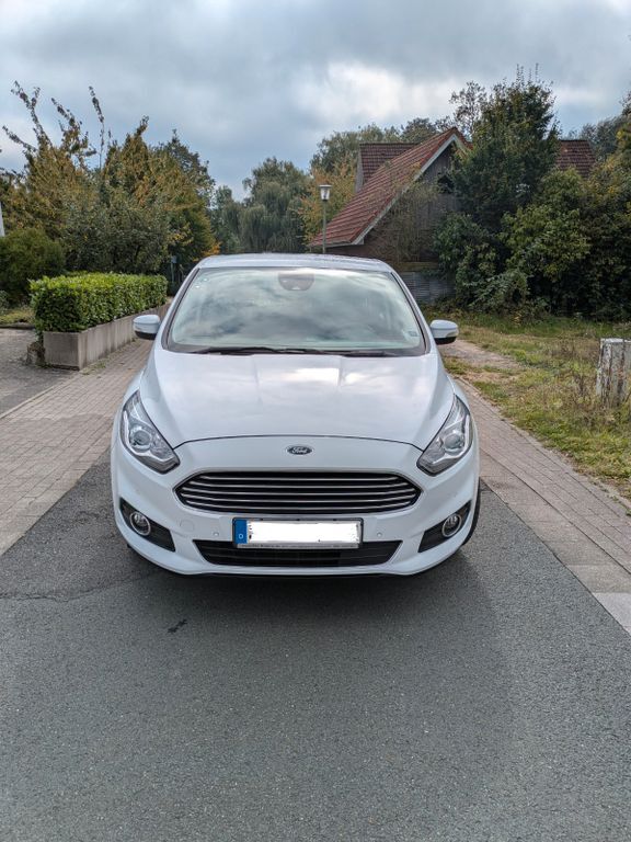 Ford S-Max 68.500 km 16.999 € Steinfurt 48565