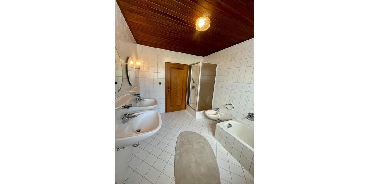 Einfamilienhaus Newel - 5 Zimmer, 147 m&sup2;, 1.450&euro; | Angebot:26152926