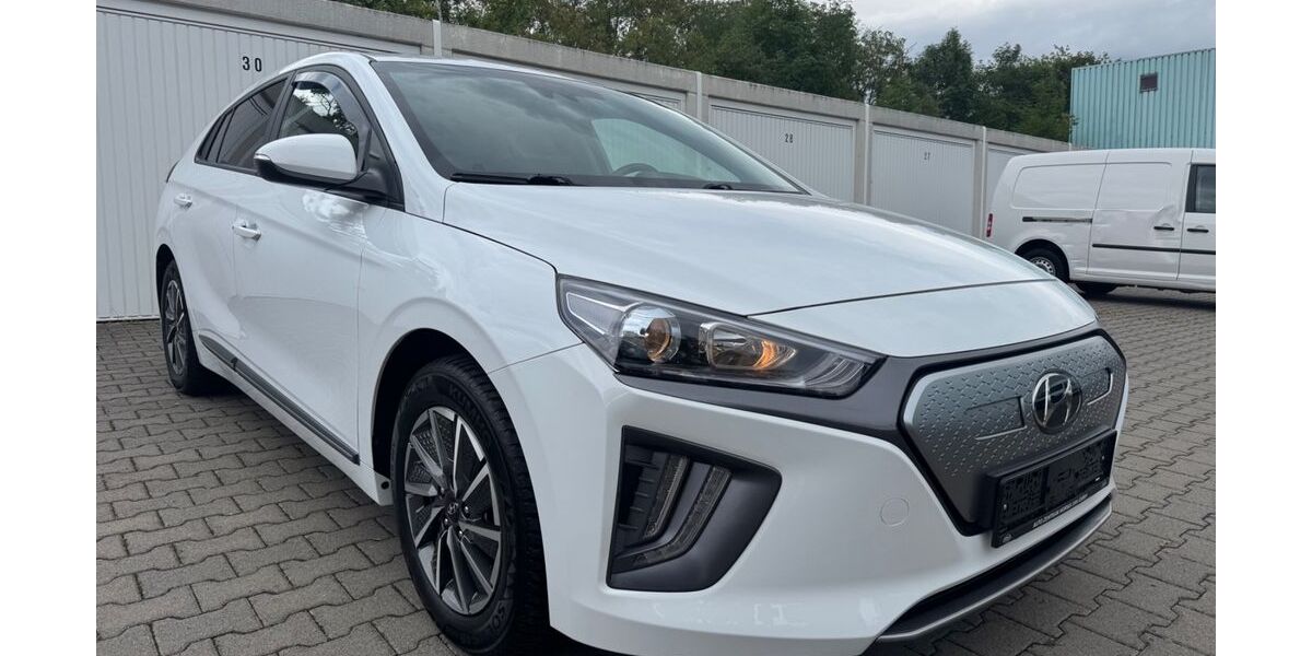 Hyundai IONIQ 55.000 km 13.999 € Worms 67549