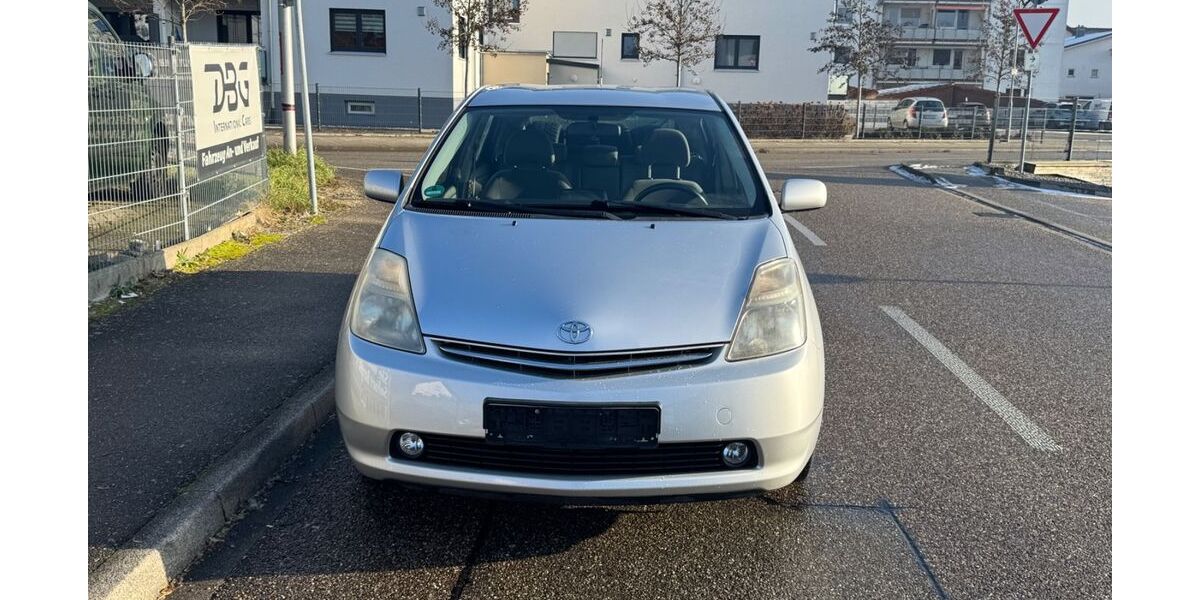 Toyota Prius 111.000 km 5.990 &euro; Appenweier 77767