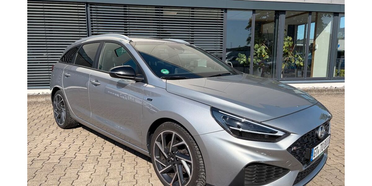 Hyundai i30 49.482 km 19.480 &euro; Schloß Holte-Stukenbrock 33758