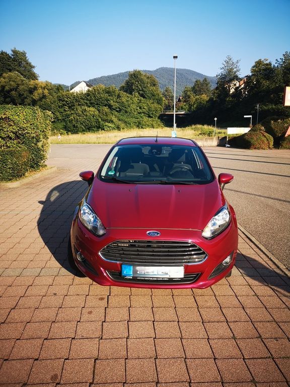 Ford Fiesta 99.700 km 8.500 € Waldkirch 79183