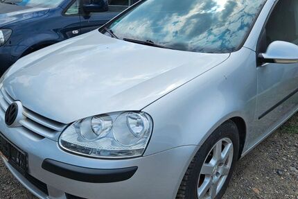 VW Golf 190.000 km 1.900 € Berlin 13585
