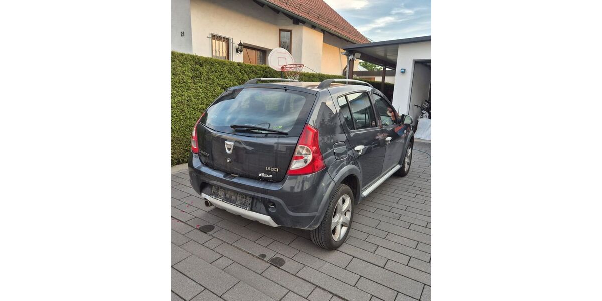 Dacia Sandero 175.000 km 2.650 &euro; Senden 89250