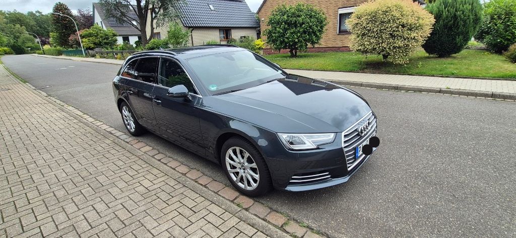 Audi A4 93.400 km 13.490 &euro; Groß Nordende 25436