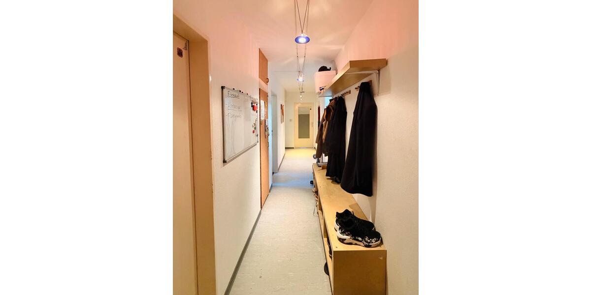 Etagenwohnung Marburg Biegenviertel - 4 Zimmer, 10 m&sup2;, 215&euro; | Angebot:26400047
