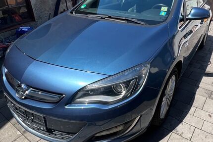 Opel Astra 179.801 km 5.499 &euro; Halle 06116