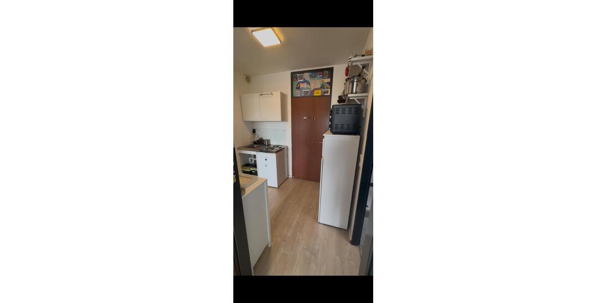 Dachgeschoßwohnung Köln Ehrenfeld - 2 Zimmer, 32 m&sup2;, 760&euro; | Angebot:26394947