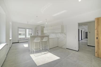 Wohnung Fürstenfeldbruck - 4 Zimmer, 173 m&sup2;, 3.100&euro; | Angebot:26382646