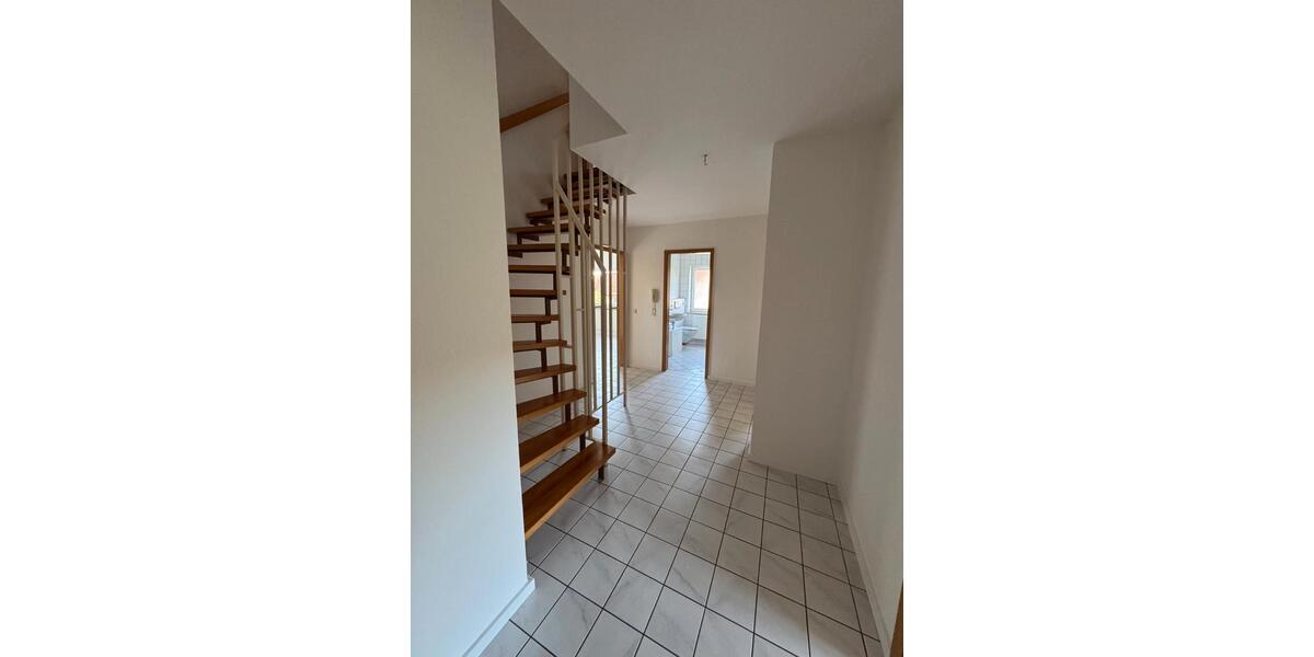 Maisonettenwohnung Crailsheim - 4 Zimmer, 92 m&sup2;, 215.000&euro; | Angebot:26875172