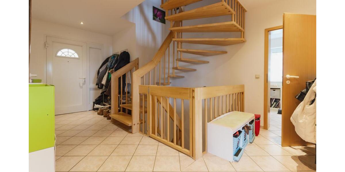 Achtung junge Familie - Großzügiges Wohnhaus in guter Lage von Gusterath 6 zimmer