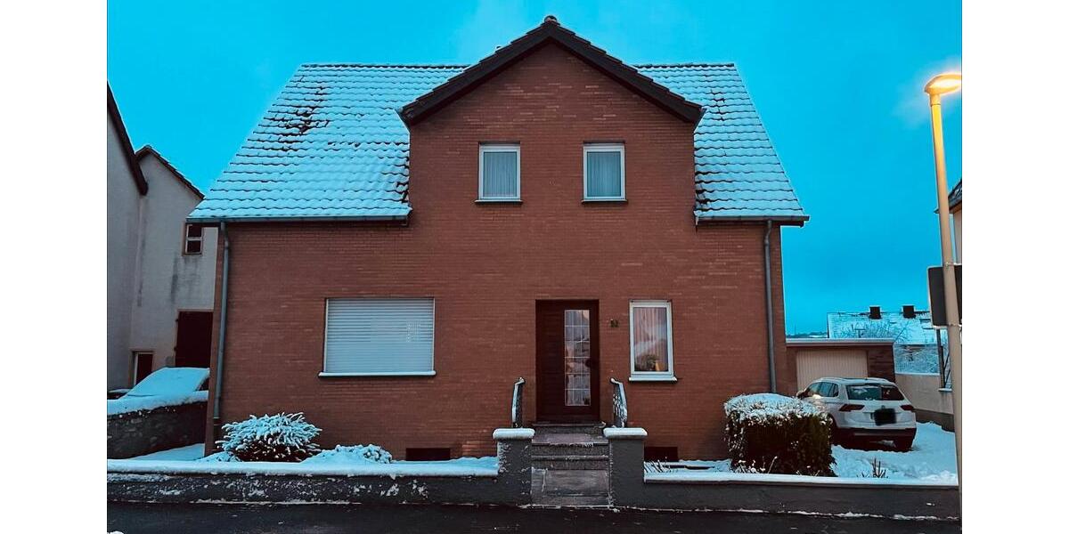 Einfamilienhaus Büren - 7 Zimmer, 160 m&sup2;, 298.000&euro; | Angebot:25861538