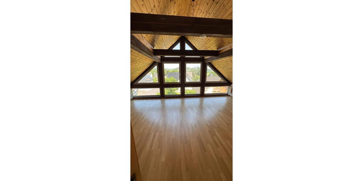 Einfamilienhaus Bad Berleburg - 7 Zimmer, 220 m&sup2;, 260.000&euro; | Angebot:27301282