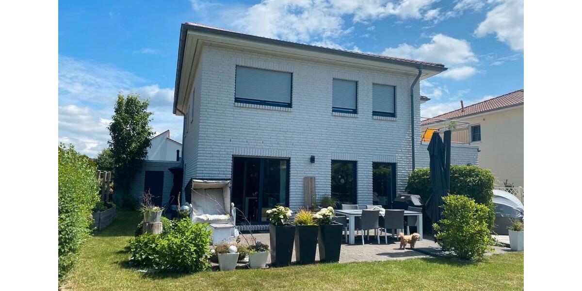 Einfamilienhaus Schwülper - 7 Zimmer, 197 m&sup2;, 749.000&euro; | Angebot:27096898
