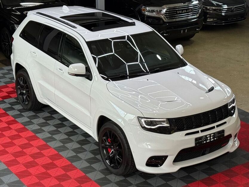 Grand Cherokee