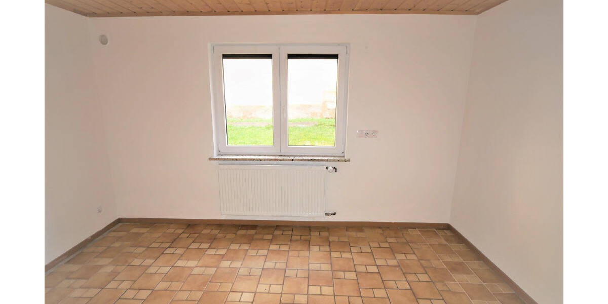 Etagenwohnung Coburg Lützelbuch - 4 Zimmer, 75 m&sup2;, 650&euro; | Angebot:26695214