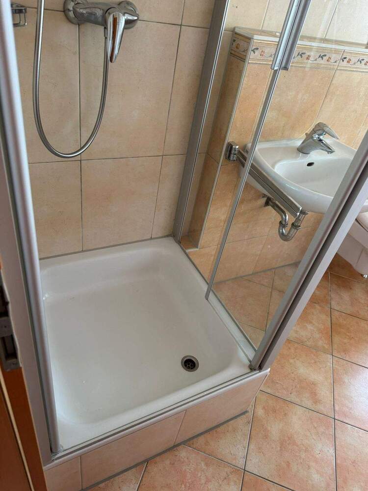 FBC - Charmante 3,5-Zimmer-EG-Wohnung mit Terrasse, Hobbyraum, Garten & 2 Stellplätzen in Jesenwang