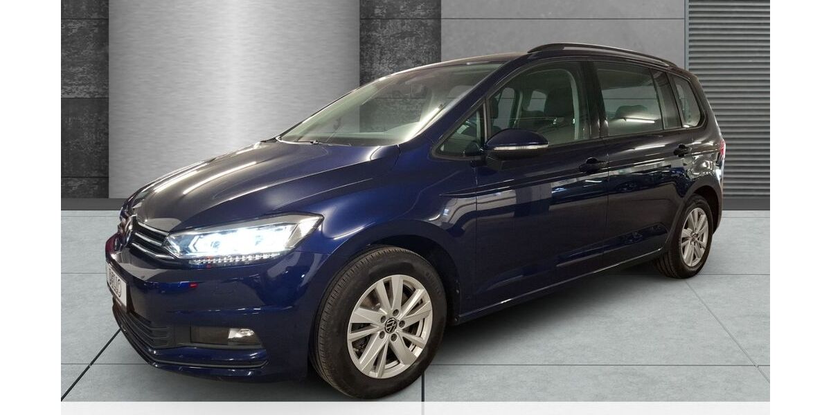 VW Touran 61.485 km 24.940 &euro; Hamburg 22047