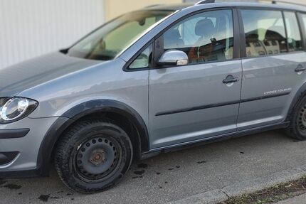 VW Touran 211.400 km 4.999 &euro; Elzach 79215