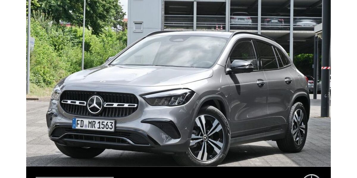 Mercedes-Benz GLA 180 15.000 km 40.490 &euro; Fulda 36043