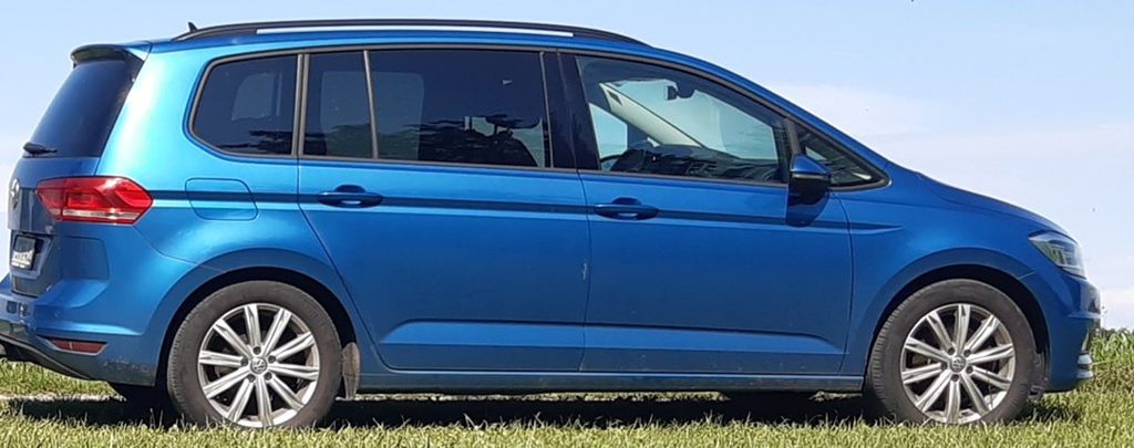 VW Touran 89.000 km 17.990 &euro; Kirchanschöring 83417