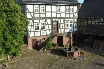 Haus Borken (Hessen) - 7 Zimmer, 200 m&sup2;, 490.000&euro; | Angebot:26442310