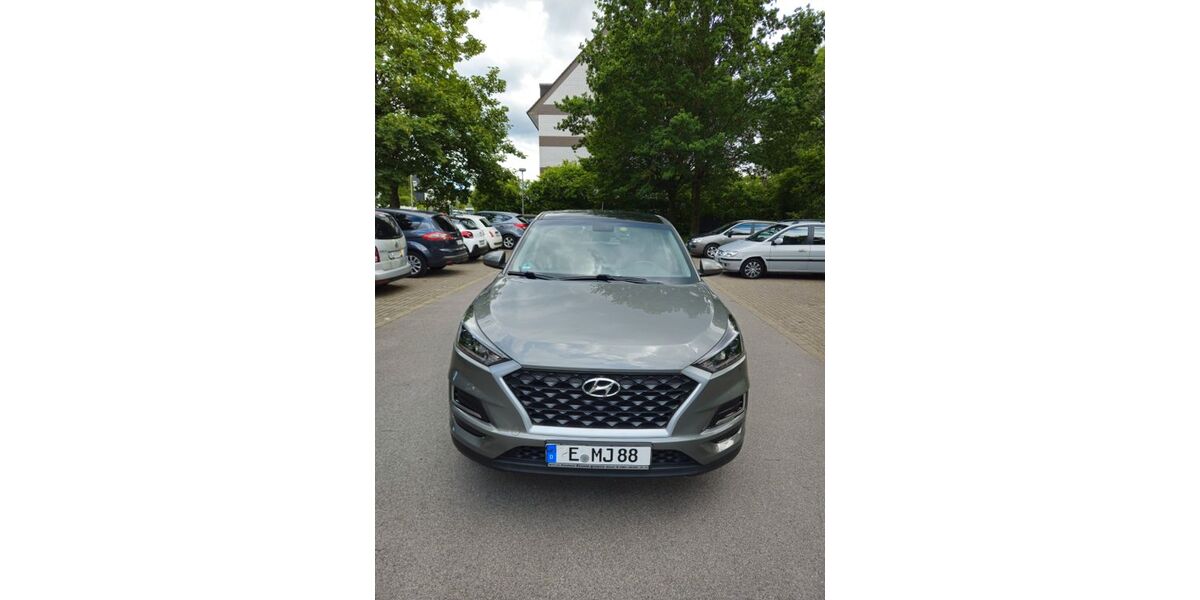 Hyundai TUCSON 70.500 km 14.100 &euro; Essen 45277
